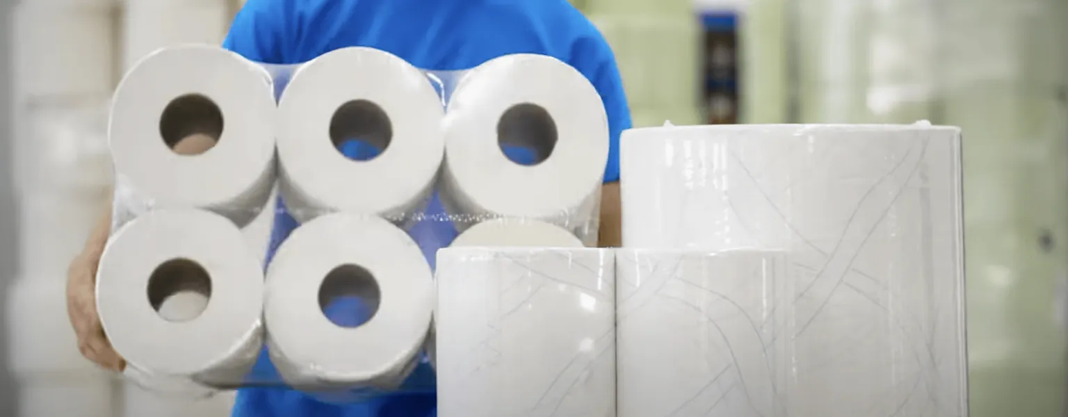 Hugo Beck - Producing individual, double and six packs of tissue rolls
