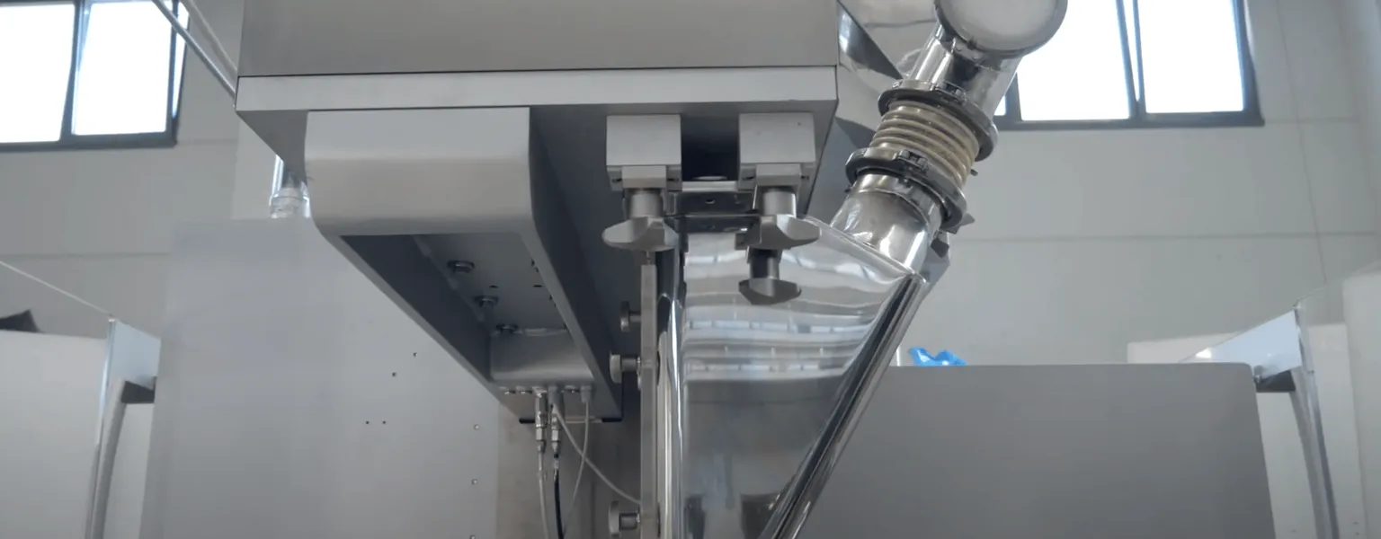 OMAG sachet packaging machine for powdery products