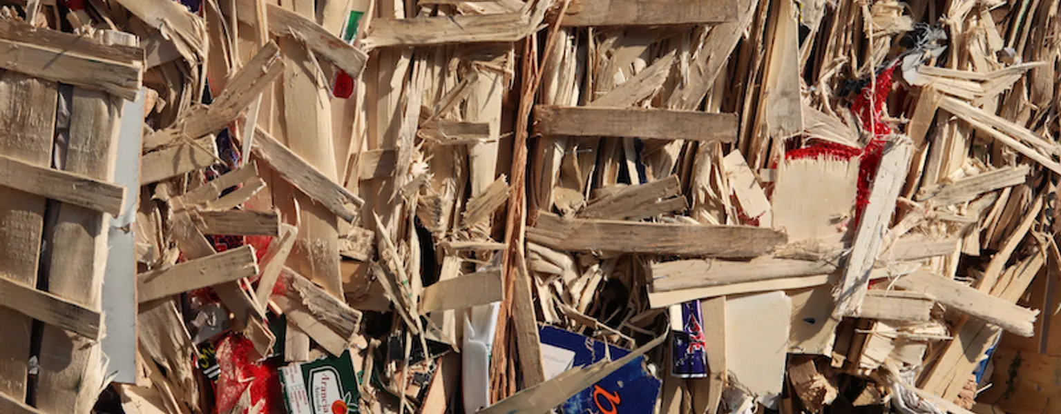 Recycled wood credit Joost J. Bakker IJmuiden CCBY20